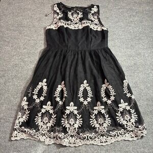 Muse Lace Dress Womens 12 Black White Floral Embroidered Fit Flare